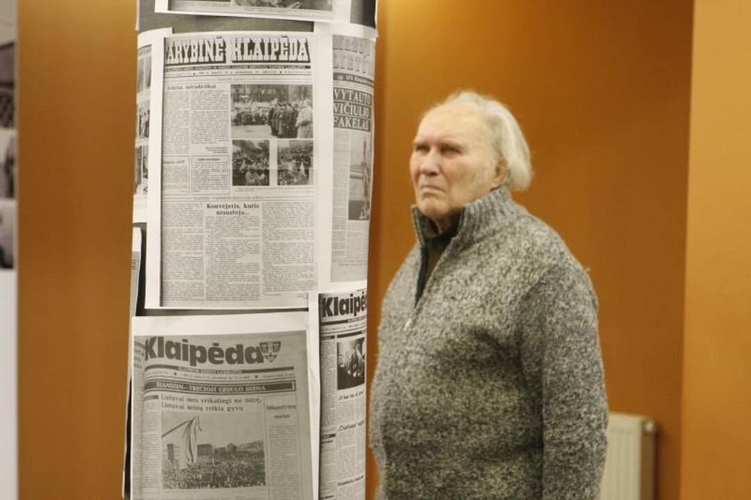 S. Jokužio fotografijų parodos atidaryme - užuominos apie ordiną
