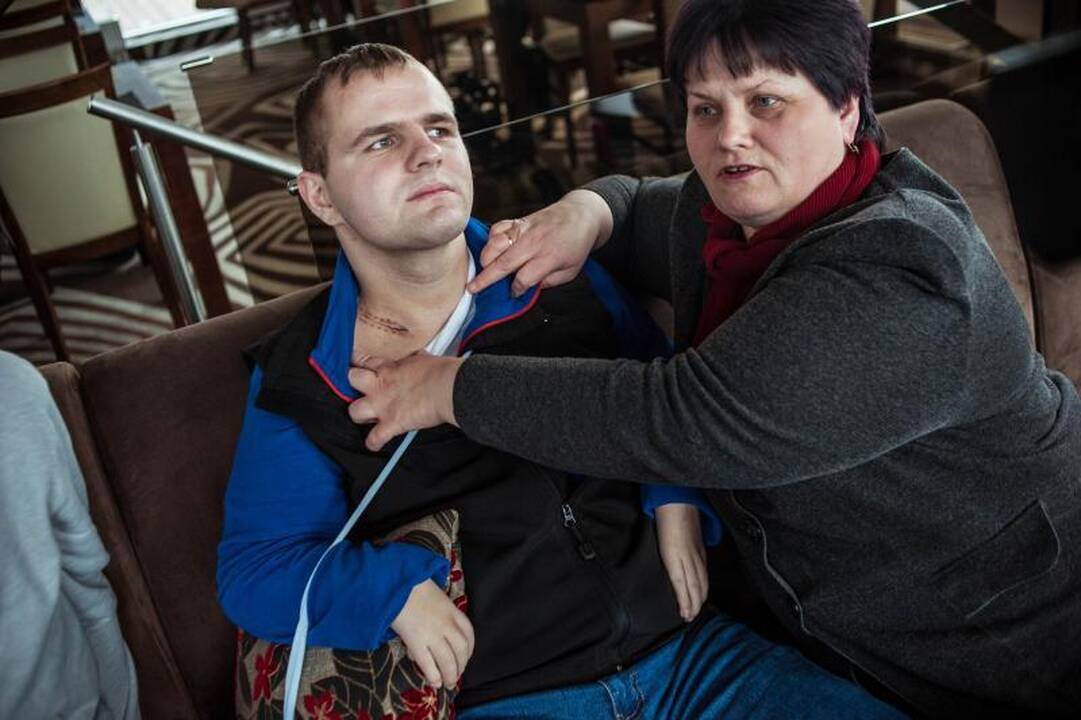 Devyniolikmetis tiki: nors vieną ranką jis valdys