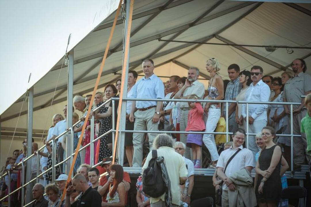Operetės pertraukos metu skambėjo „Tautiška giesmė“ 