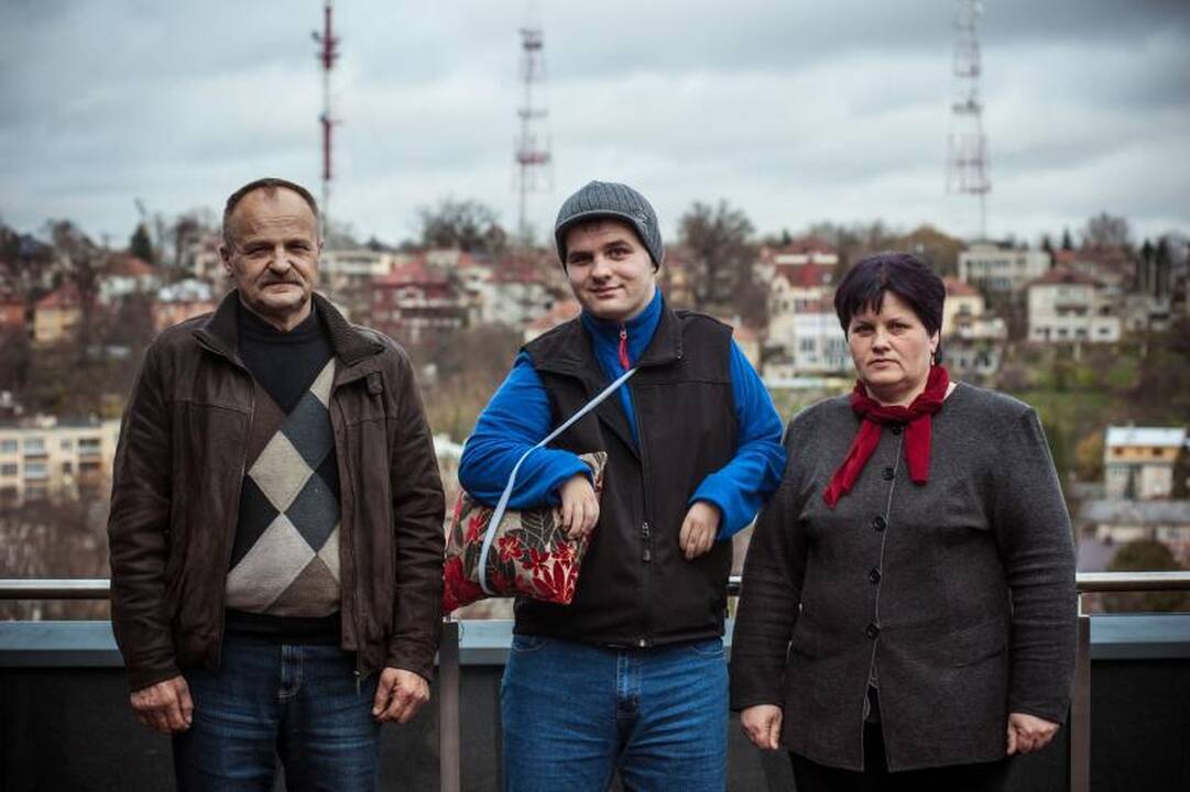 Devyniolikmetis tiki: nors vieną ranką jis valdys
