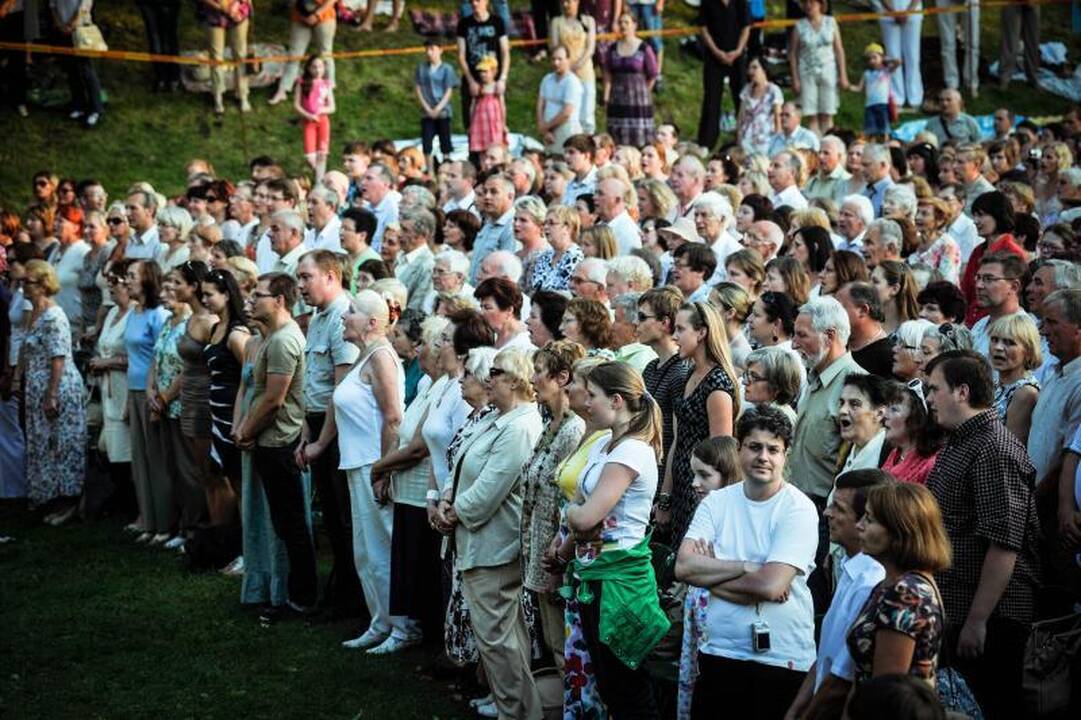 Operetės pertraukos metu skambėjo „Tautiška giesmė“ 