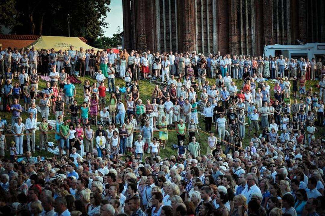 Operetės pertraukos metu skambėjo „Tautiška giesmė“ 