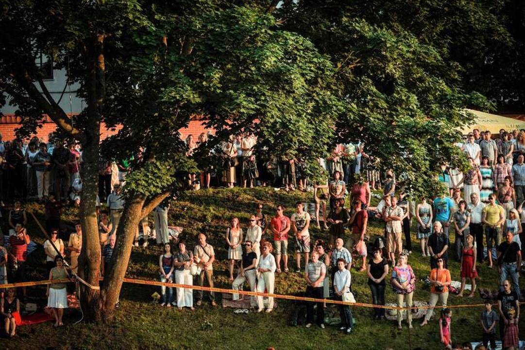 Operetės pertraukos metu skambėjo „Tautiška giesmė“ 