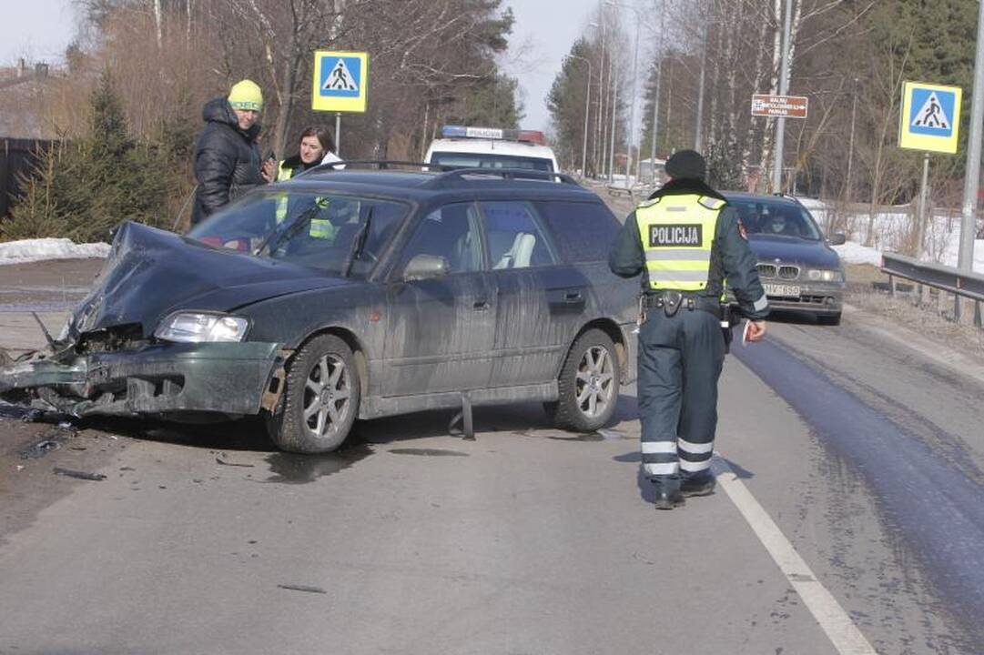 Per avariją Vilniaus pakraštyje sužalotas vaikas 