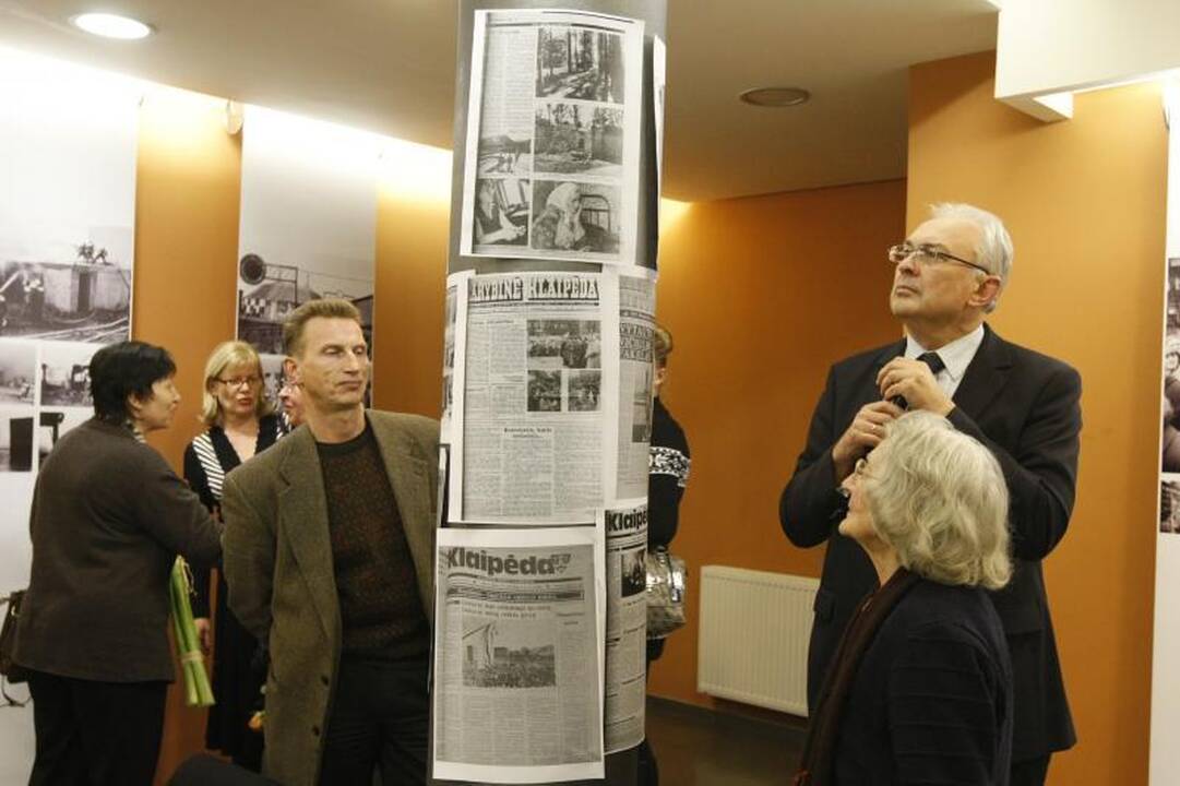 S. Jokužio fotografijų parodos atidaryme - užuominos apie ordiną