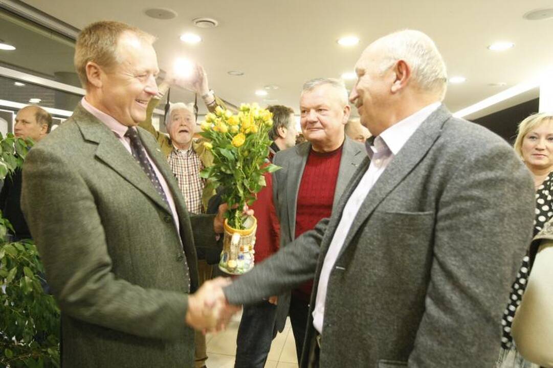 S. Jokužio fotografijų parodos atidaryme - užuominos apie ordiną