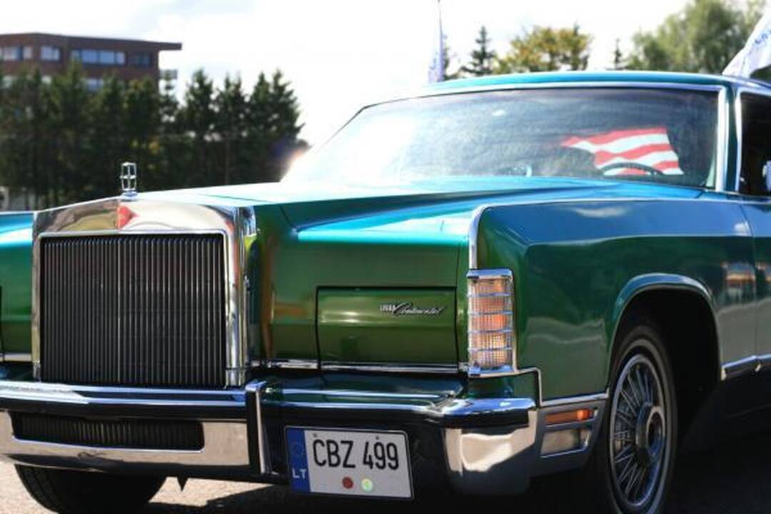 Palangoje rinksis amerikietiškų automobilių mėgėjai (programa)