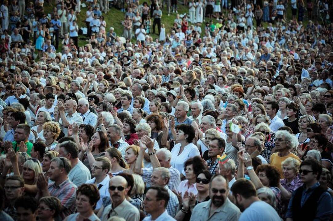 Operetės pertraukos metu skambėjo „Tautiška giesmė“ 