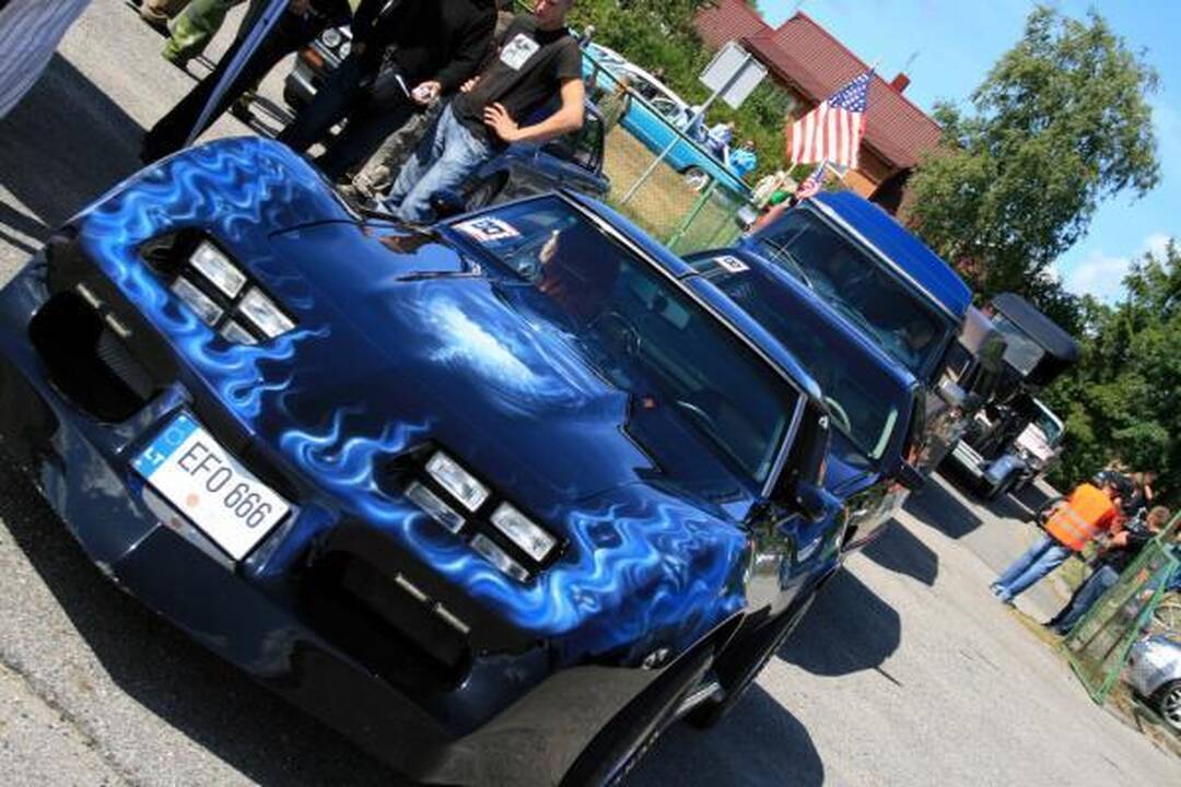 Palangoje rinksis amerikietiškų automobilių mėgėjai (programa)