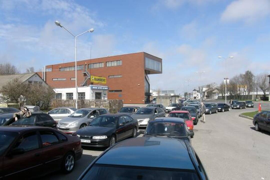 Protestuojančių vairuotojų kolona nusidriekė Klaipėdos gatvėmis