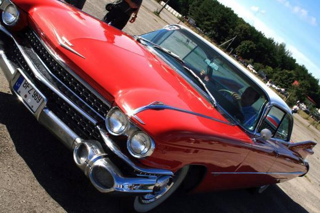 Palangoje rinksis amerikietiškų automobilių mėgėjai (programa)