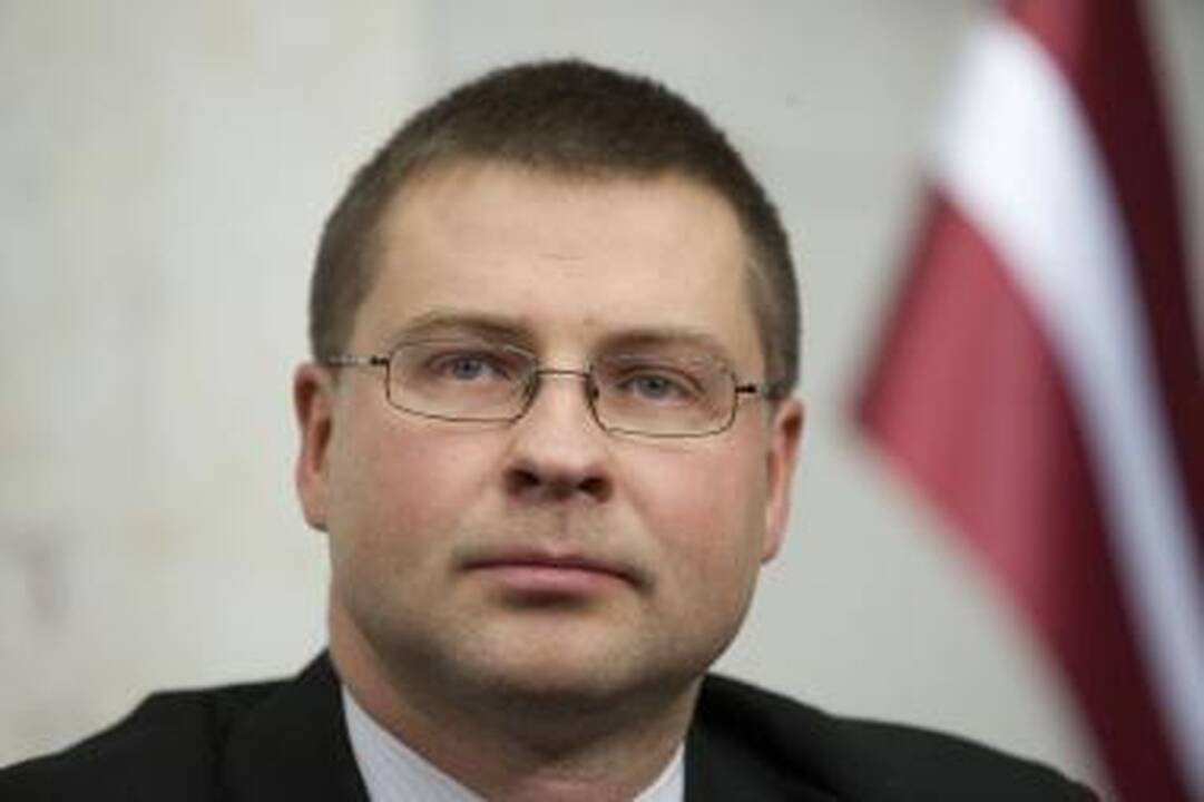 Latvijos premjero V.Dombrovskio antikrizines priemones žmonės palaiko