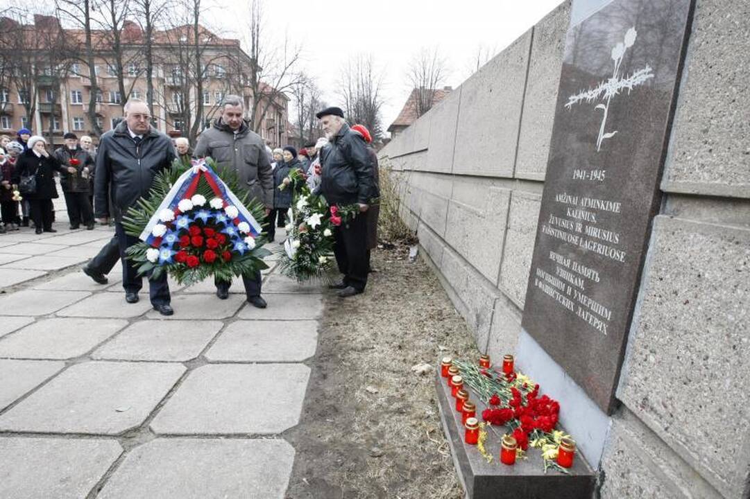 Paminėta koncentracijos stovyklų kalinių išlaisvinimo diena