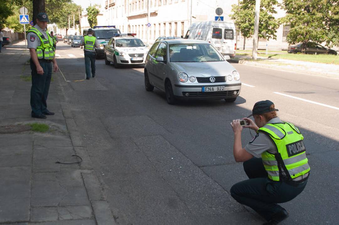Vilniuje partrenktas mažametis dviratininkas