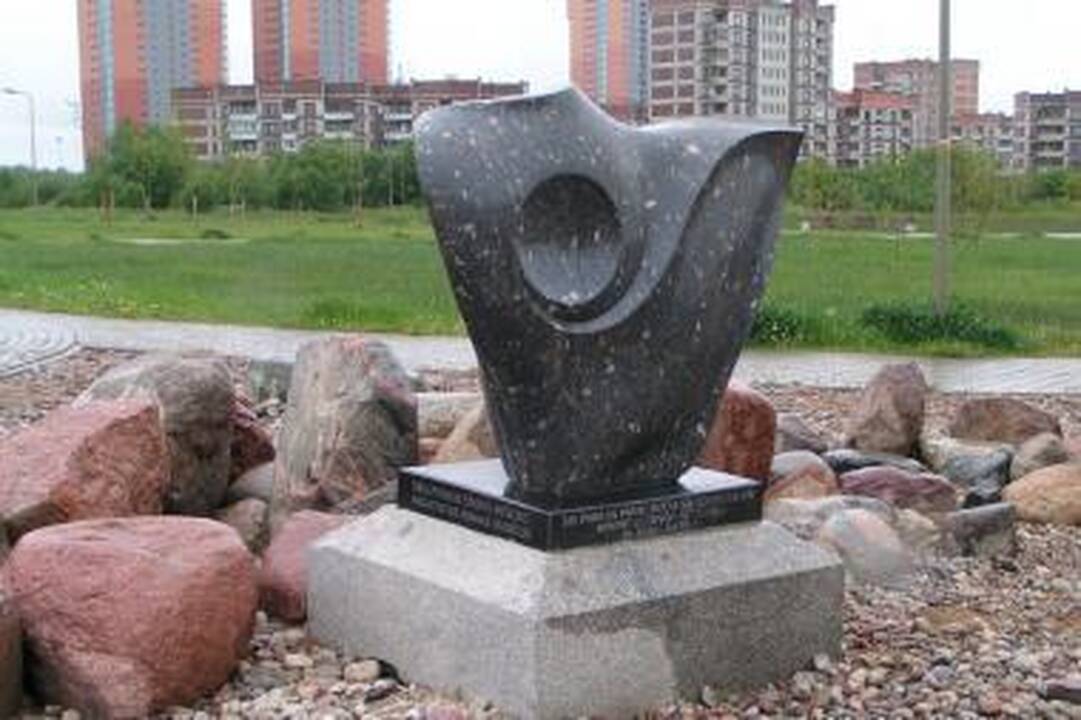 Už istorinio antkapio pasisavinimą – 50 litų bauda