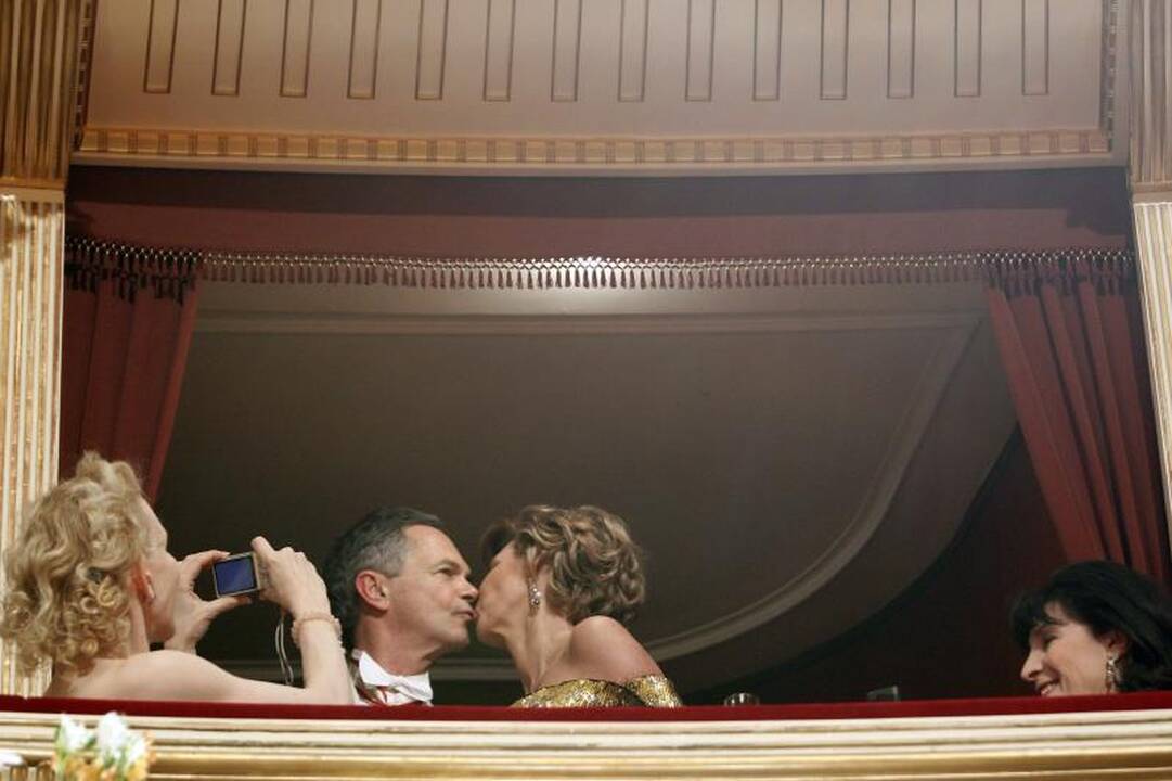 Vienos operos pokylyje persipynė kultūra ir žavesys 