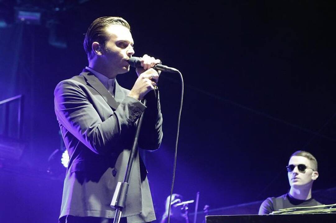 Grupė „Hurts“ virpino festivalio dalyvių širdis