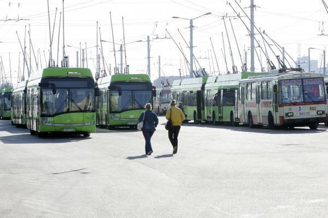 Kaune vėl streikavo dalis troleibusų vairuotojų 