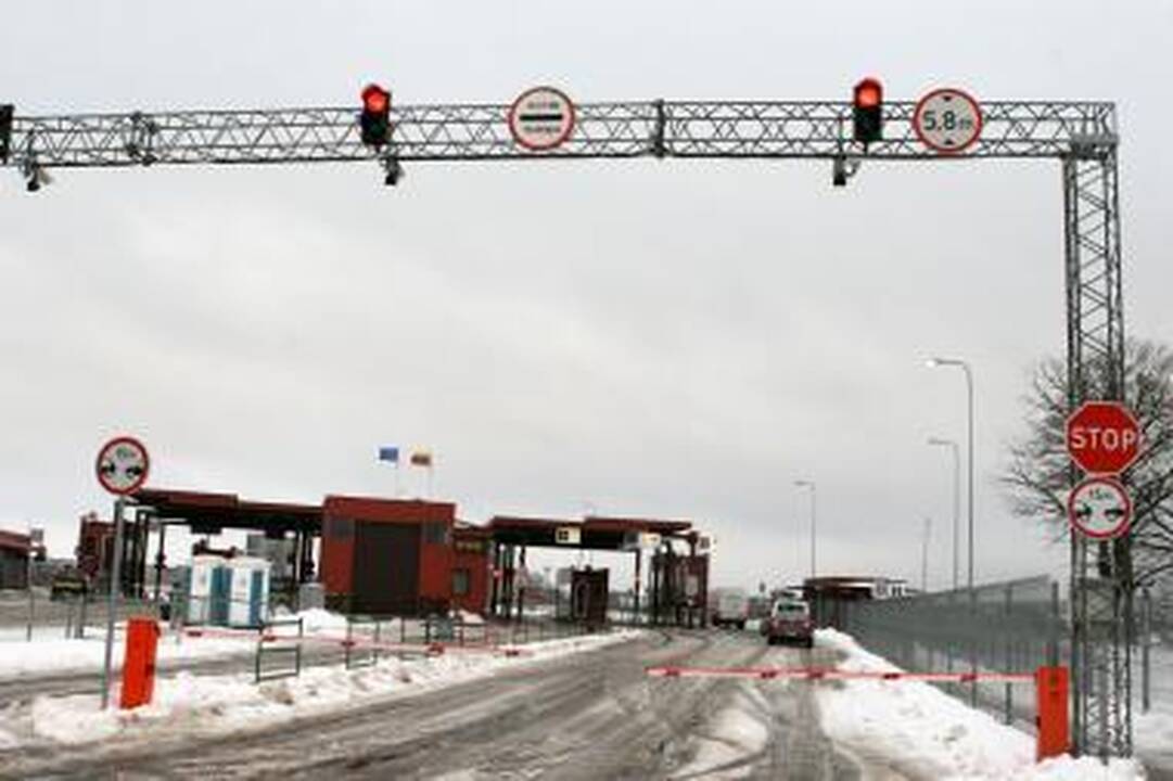 Vairuotojas iš Rusijos pasienyje nulaužė pakeliamąjį užtvarą