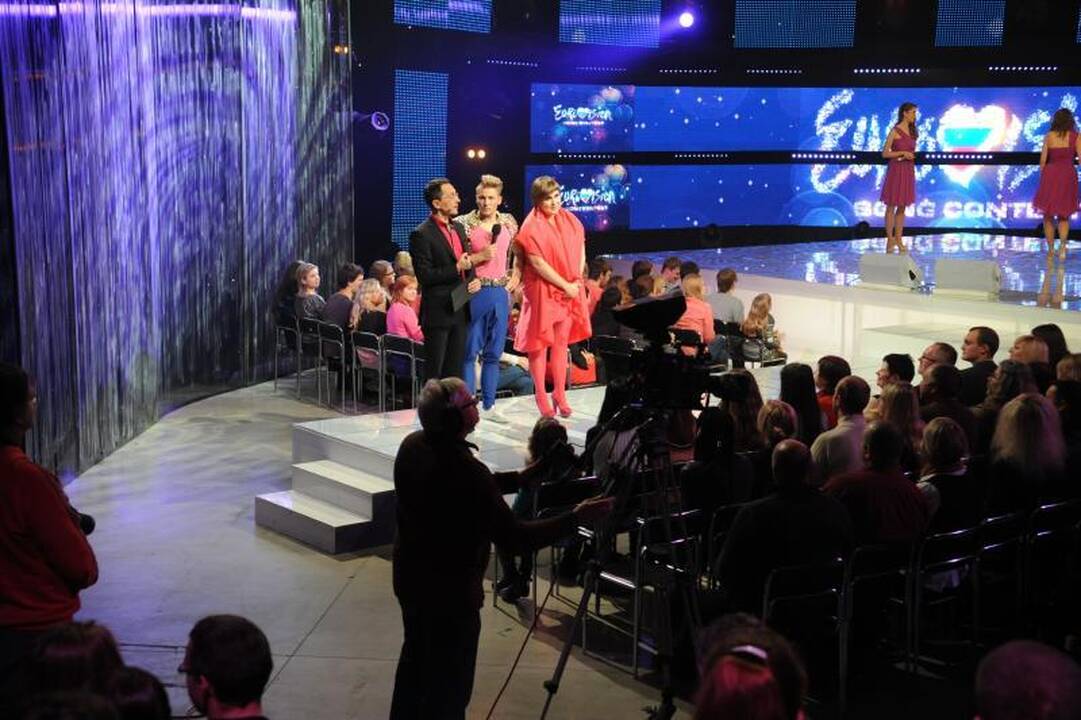 „Eurovizijos“ perklausos dalyvės bandė žavėti ir erotiškumu