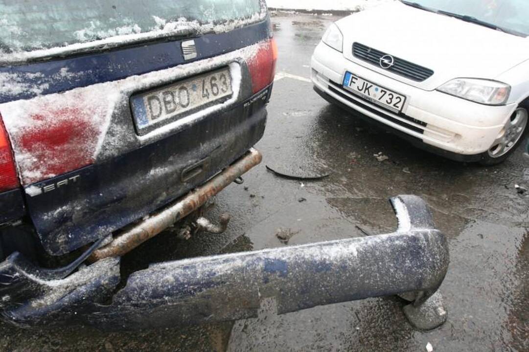 Vilniuje per avariją šalia „Akropolio“ nukentėjo du vaikai