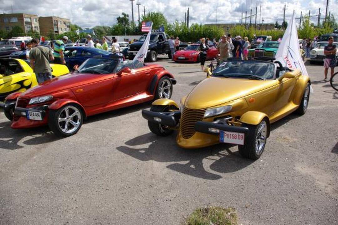 Palangoje rinksis amerikietiškų automobilių mėgėjai (programa)