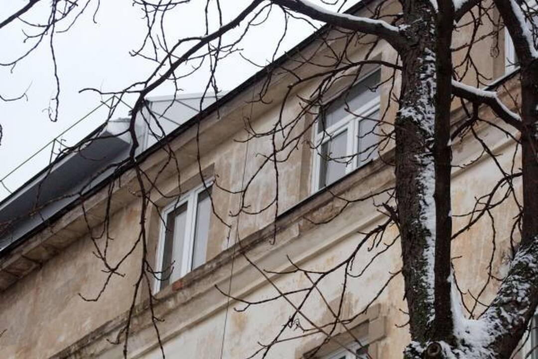 Vilniuje užsimušė iš ketvirto aukšto iškritusi trimetė