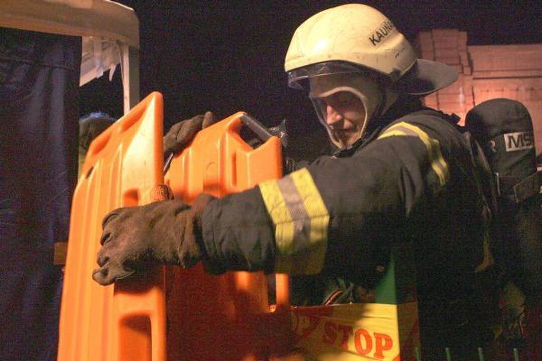 Tunelyje sukėlė tariamą gaisrą (papildyta)