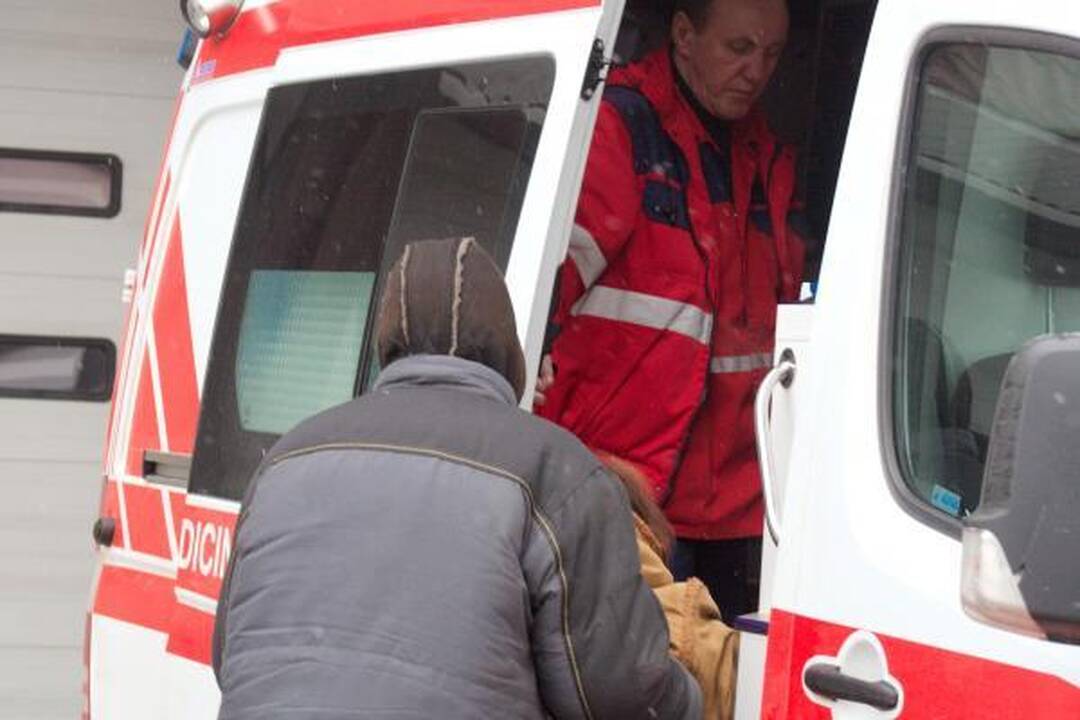 Vilniuje užsimušė iš ketvirto aukšto iškritusi trimetė