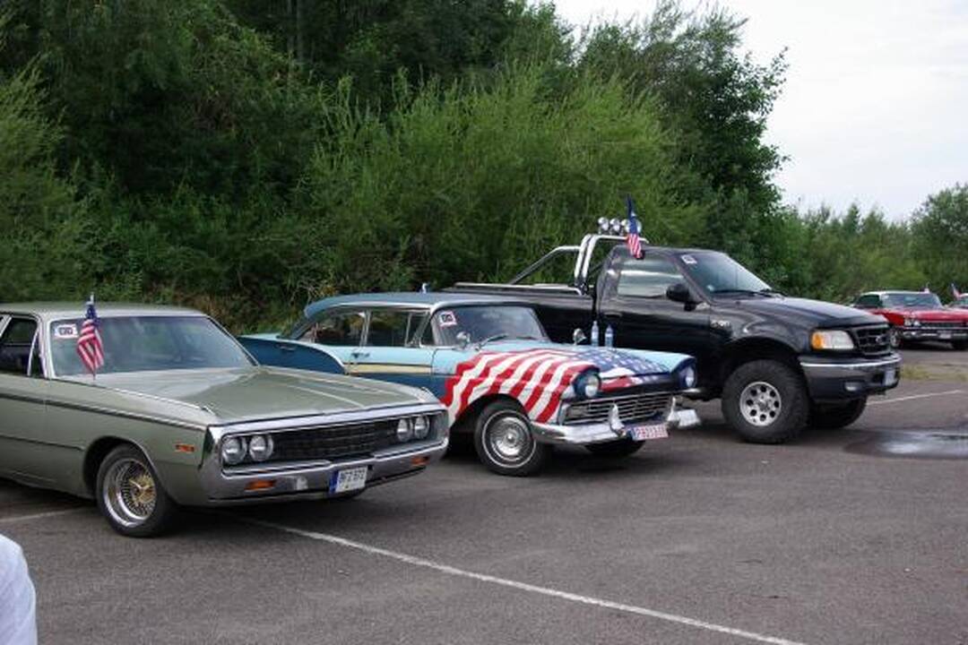 Palangoje rinksis amerikietiškų automobilių mėgėjai (programa)