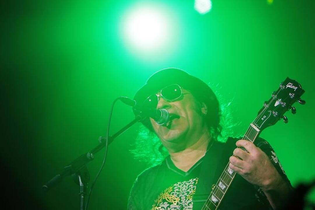 Naujųjų išvakarėse klaipėdiečiai šėlo su muzikos legendomis