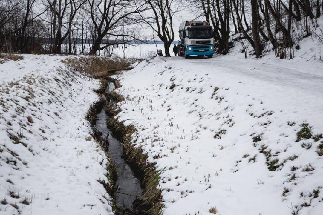 Į Kauno marias        išsiliejo teršalai 