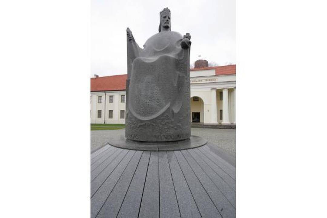 Paminklus Vilniuje išniekinęs jaunuolis kalbėjo apie pasaulinį sąmokslą