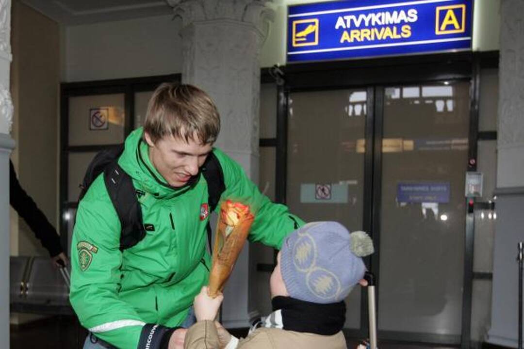 Olimpinės rinktinės slidininkai Lietuvą pasiekė be slidžių