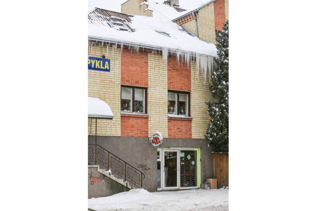 Pirmieji varvekliai jau grasina praeiviams