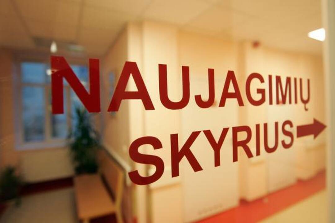 Nėščios moterys gali kontroliuoti gimdymo laiką?