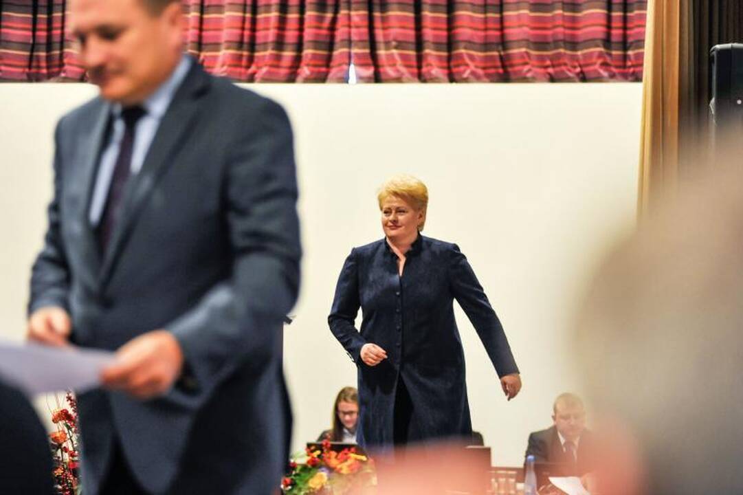 Prezidentė linki, kad teismai įgytų daugiau žmonių pagarbos