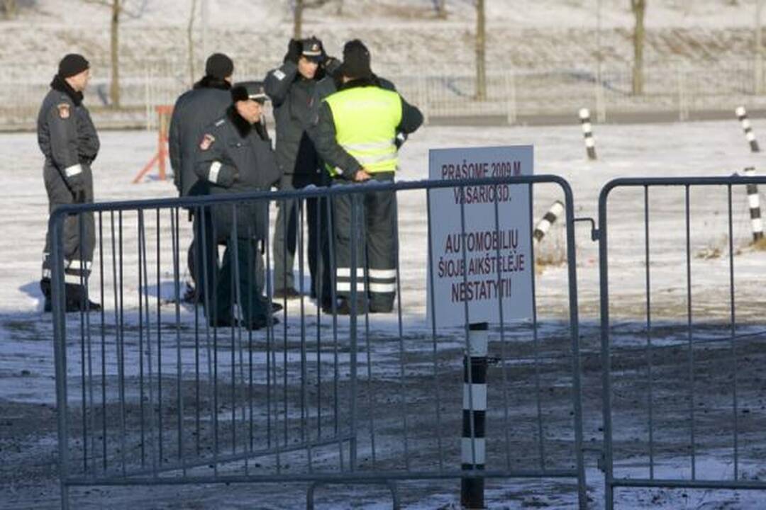 Tarp sulaikytųjų - „profesionalus“ riaušininkas (atnaujinta 16.51 val.)