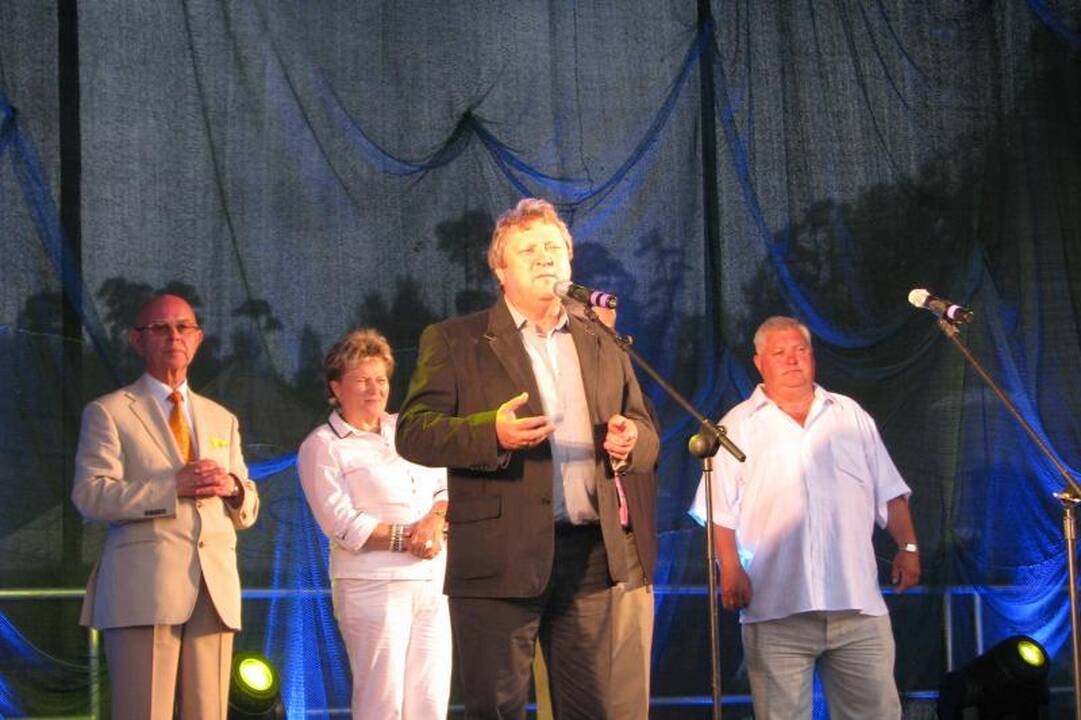 Į Juodkrantę svečius viliojo Žvejo šventė 