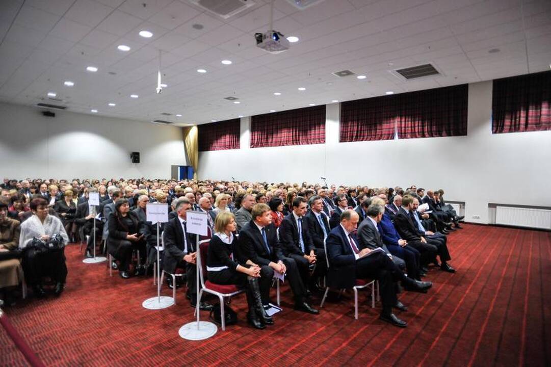 Prezidentė linki, kad teismai įgytų daugiau žmonių pagarbos