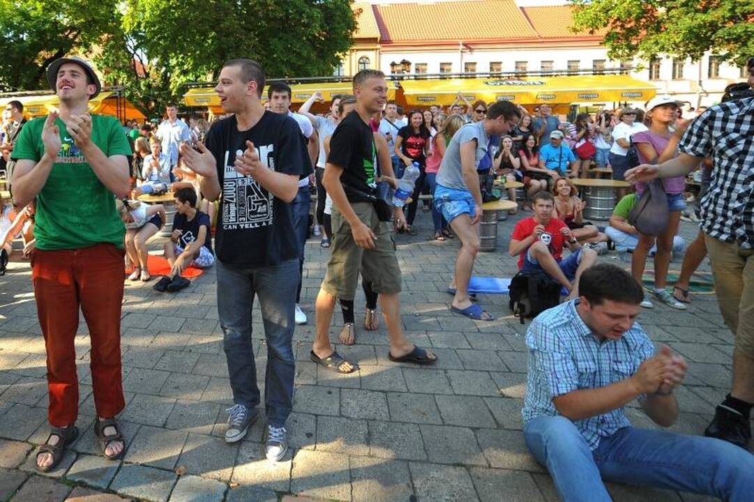 Krepšinio aistros Rotušės aikštėje buvo karštesnės už orą
