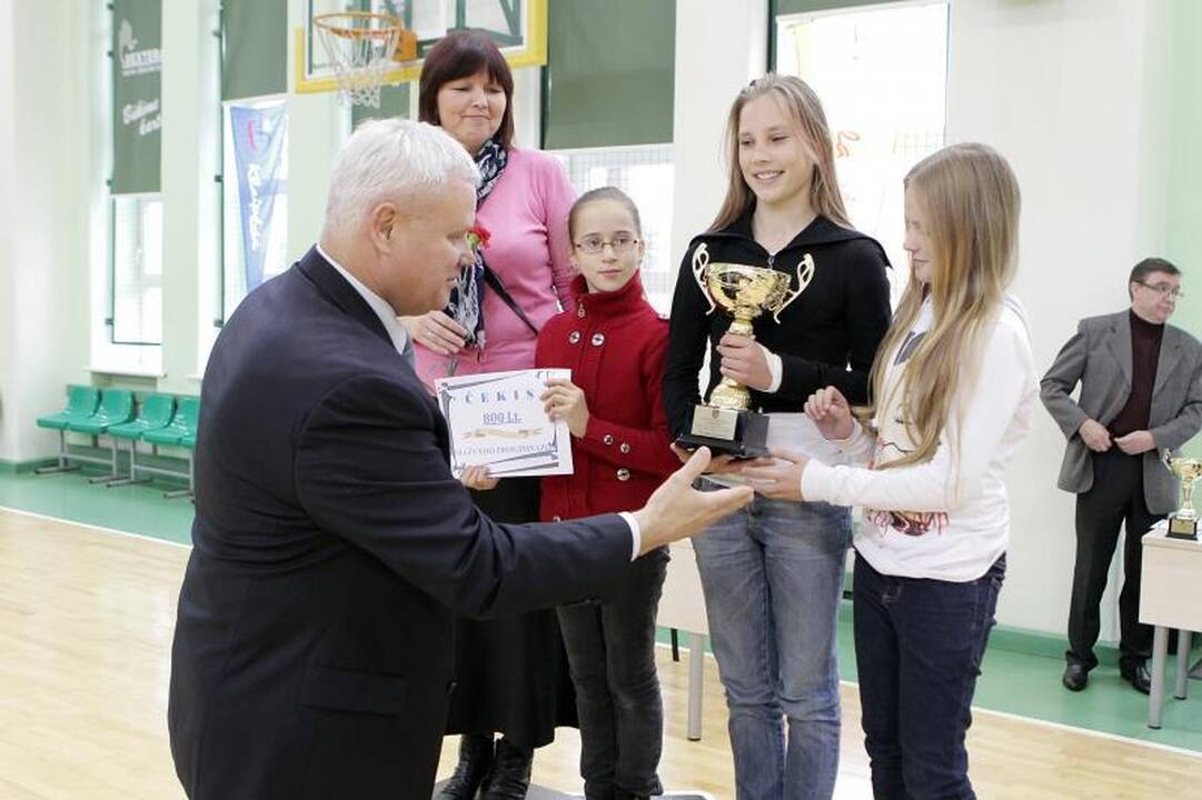 Klaipėdos moksleivių žaidynių nugalėtojams – mero taurės