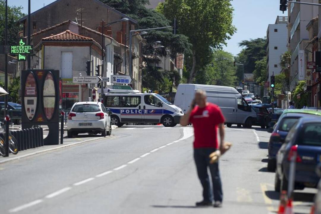 Prancūzų policija suėmė įkaitus banke paėmusį „al Qaeda“ kovotoją