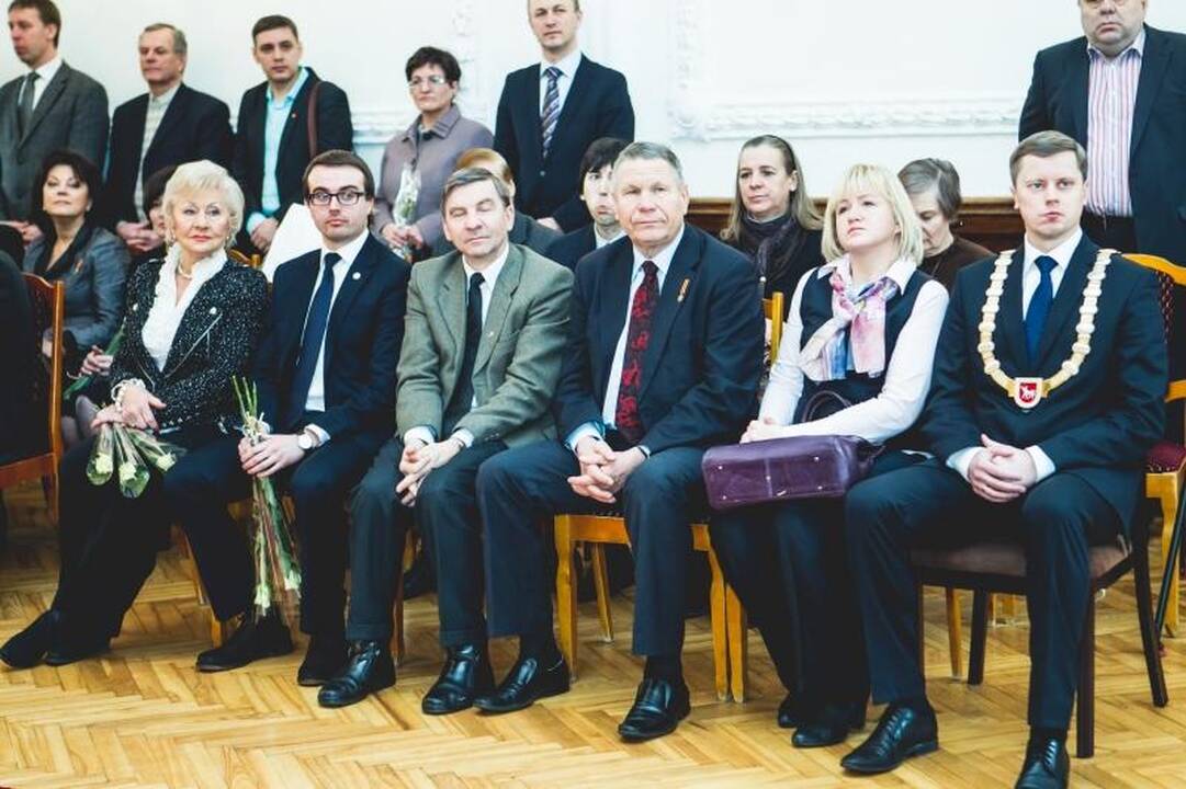 Kaunui nusipelniusiems žmonėms – Santakos garbės ženklai
