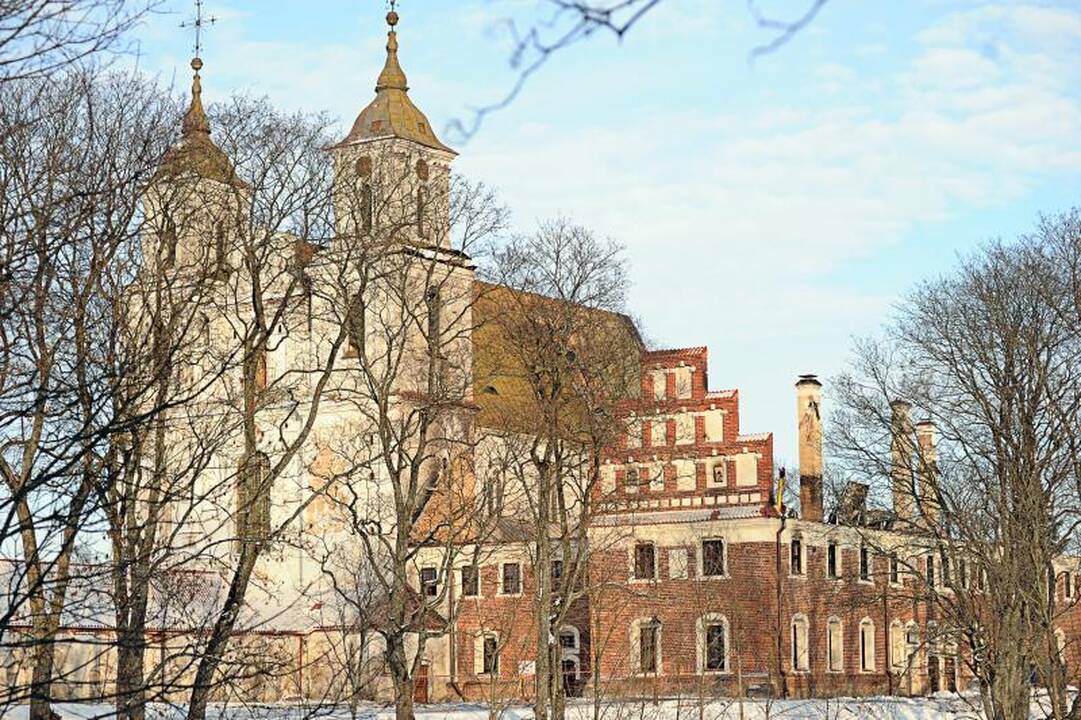 VPT: Tytuvėnų bažnyčios atstatymo sutartis turi būti nutraukta