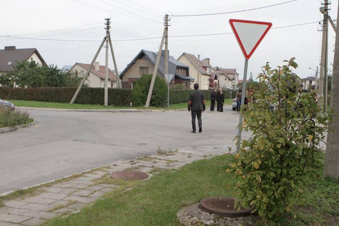 Tauralaukio gyventojai tebekovoja už geresnį susisiekimą