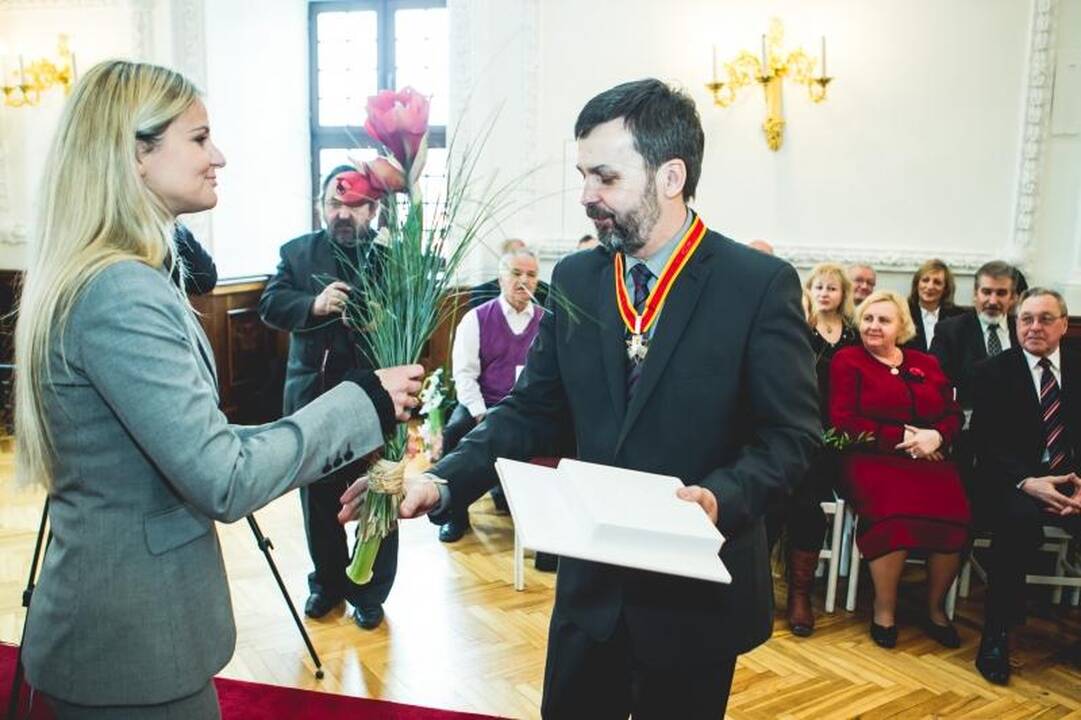 Kaunui nusipelniusiems žmonėms – Santakos garbės ženklai