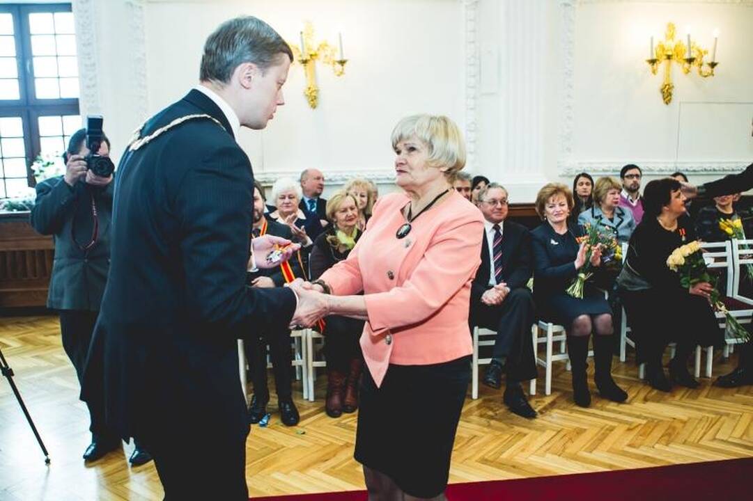 Kaunui nusipelniusiems žmonėms – Santakos garbės ženklai