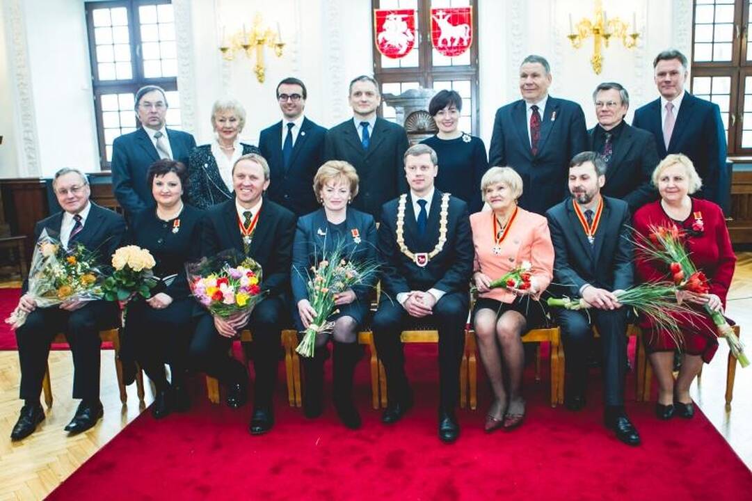 Kaunui nusipelniusiems žmonėms – Santakos garbės ženklai