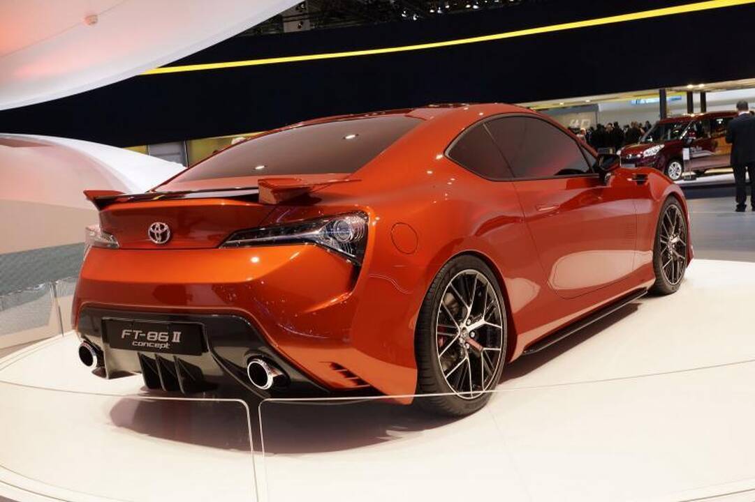Frankfurto automobilių paroda: vis dar netikras „Toyota FT-86 II“ 